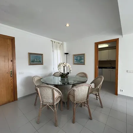Isholidays Acron Apartament